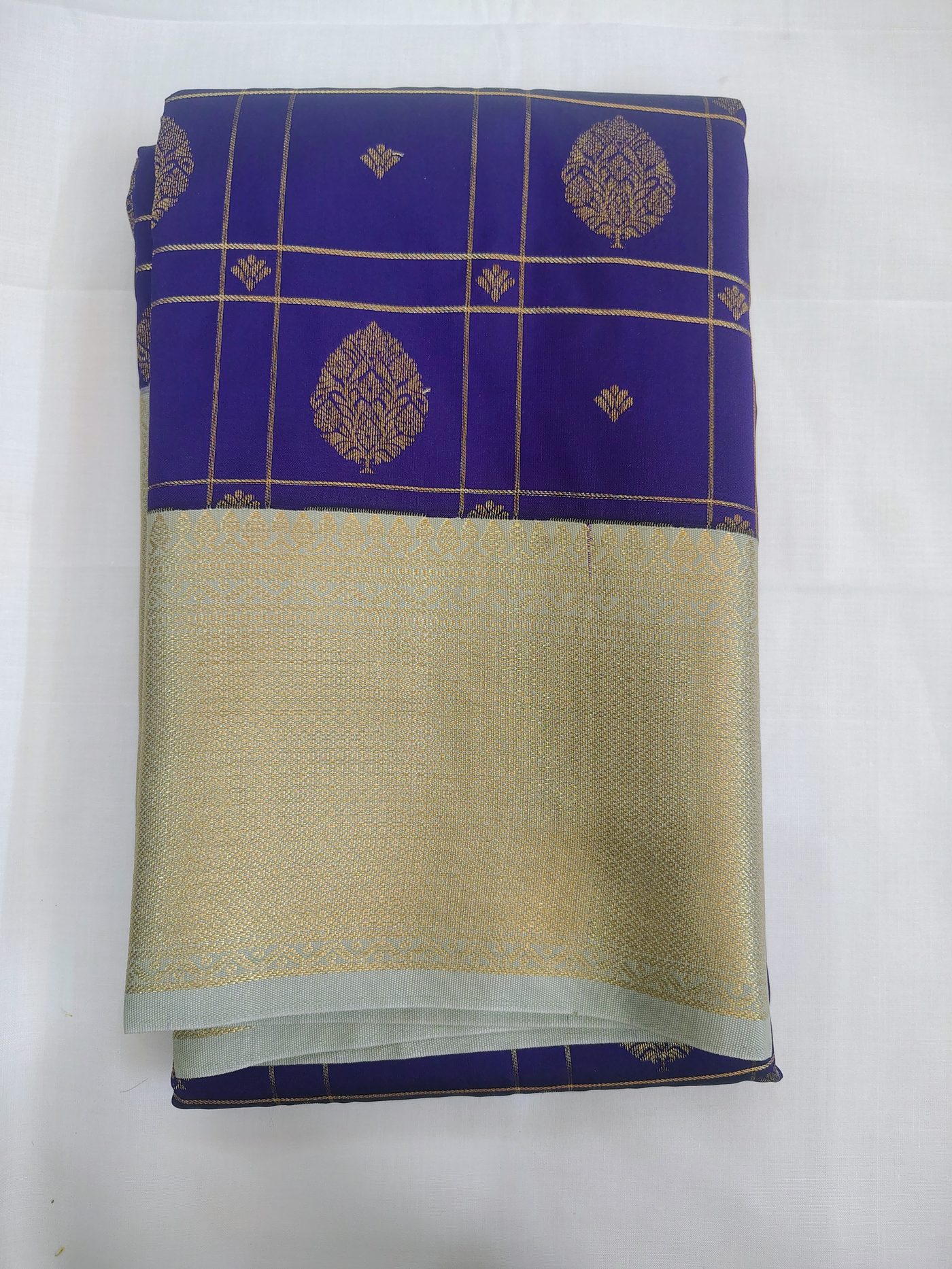 Semi Kanchivaram silk